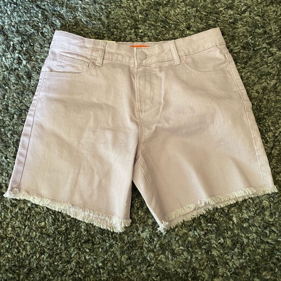 Kids Size 12 shorts ☀️ - Picture 4 of 5